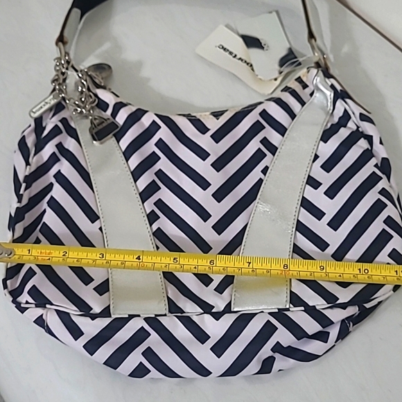 LE SPORTSAC AUTHENTIC NWT - Picture 6 of 9